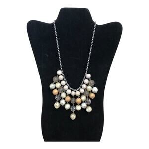 Vintage NY Marked Silver Tone Stunning Neutral And Clear Beads Bib Necklace